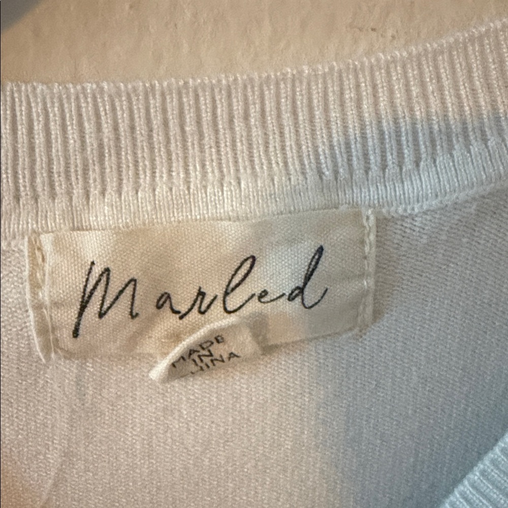 Sweater - Picture 2 of 5